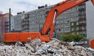 Вывоз строительного мусора с участка в Выборге недорого от 1575 руб. | ГОСТСТРОЙ